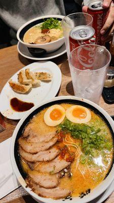 The classic ramen is super delicious, I recommend it if you go to the restaurant.