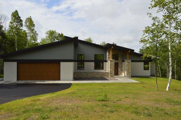 Stone Veneer and Posts