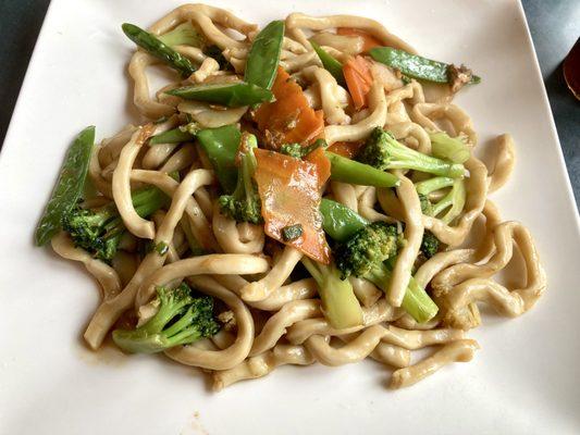 Veggie lo mein -- outstanding!