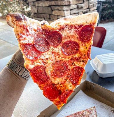 Pepperoni slice