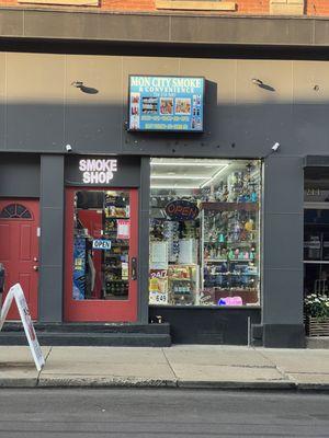 Mon City Smoke & Convenience