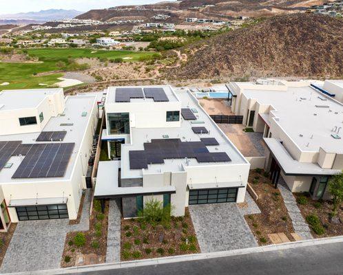 Amazing solar installation in Henderson, Nevada