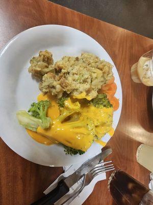 Cheese and Broccoli with carrots and stuffing