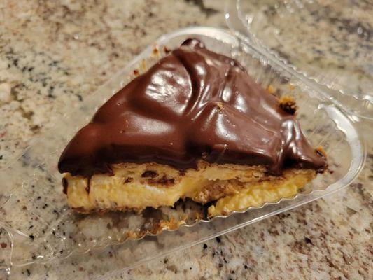 Slice of eclair pie $4.05 as of Sep 2023