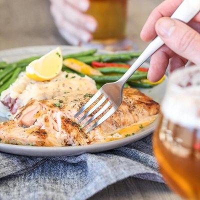 Try  our  seasonal  scratch-made  dishes  that  pair perfectly with our signature summer beer.