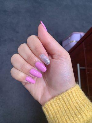 nails