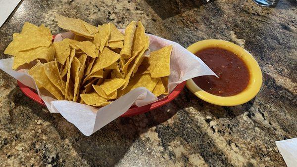 chips salsa