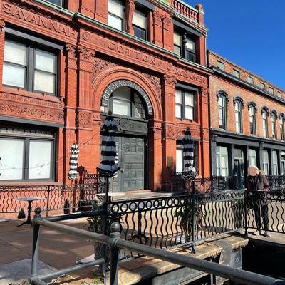 Lovely historic buildings and a fountain out back on the 4th floor on Factor's Row