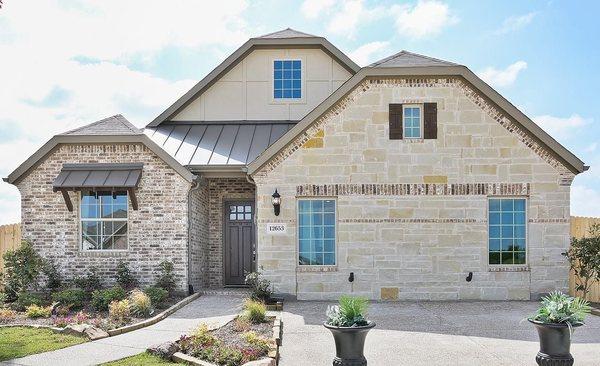 HIGHPOINT HILL New Homes from the Upper $300s! Burleson ISD 1,848 - 3,064 SQ FT Quick Move-in Homes Available NOW