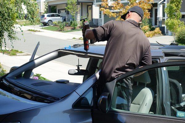 Put the super glue on my car before putting on the windshield glass