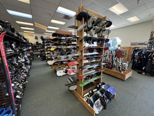 Over 150+ Pre-Owned Snowboards Available For Sale