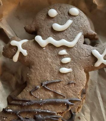 Gingerbread women - spicy and yummy!