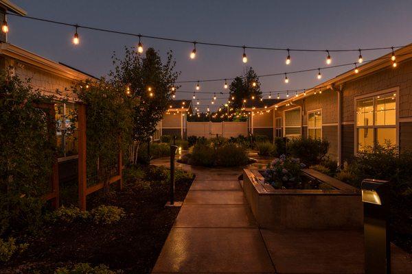 Battle Creek Memory Care courtyard in Salem, Oregon