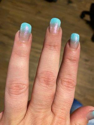 Mermaid ombré nails! So prettyyyy...