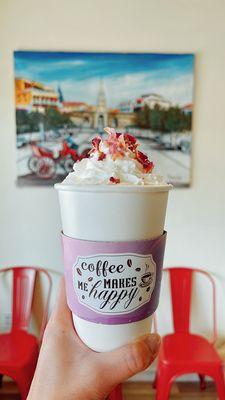 Nutella latte with rose petals