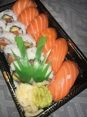 $19 Salmon Roll and Sushi Box Combo