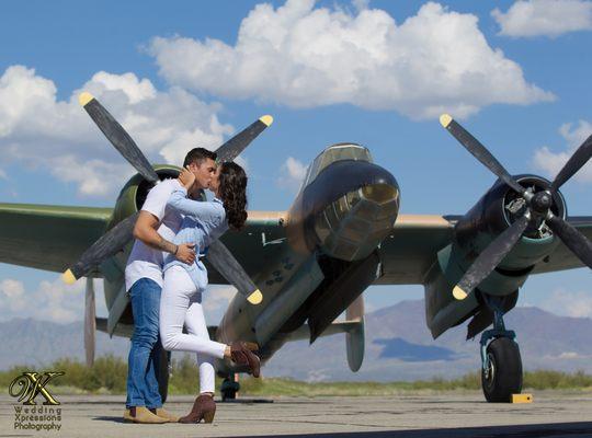 engagement session in El Paso with airplane