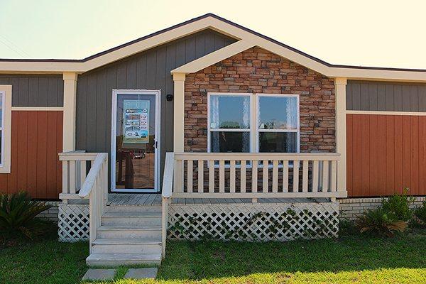 Our Pecan Valley is one of the best selling homes in the state! Come in to Palm Harbor in Caddo Mills to see why!