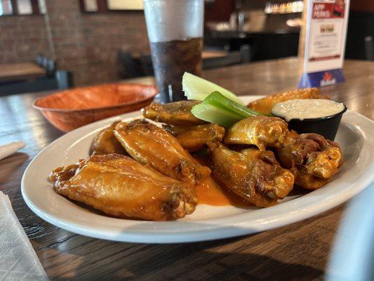 Traditional Wings - Single (10pc) medium with blue cheese- wonderfully executed