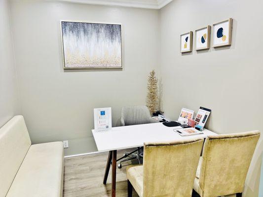 Consultation Office - Medical Spas, Weight loss, Laser Hair Removal, Body Contouring, Botox, Facials, Acne, Skin Care, Men Hair