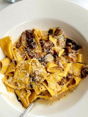 Pappardelle pasta