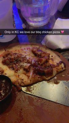 Spicy bbq chicken pizza