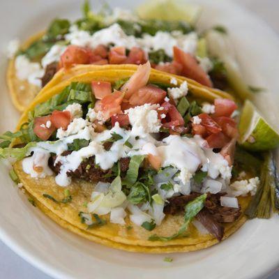 Tacos con todo: Chicken OR Steak.