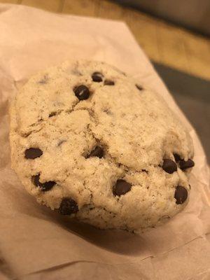 Gluten free banana chocolate shop cookie -nice and moist, love it :)