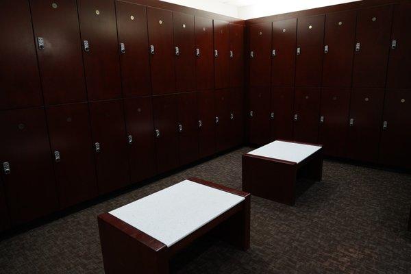 Luxury locker rooms at Genesis East Central