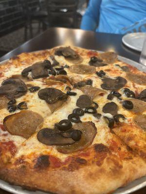 Sausage, Mushroom Olive Pizza