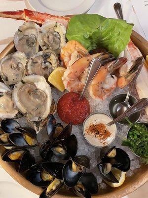 Small seafood tower