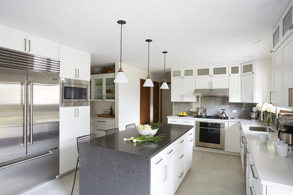 Burr Ridge White Kitchen