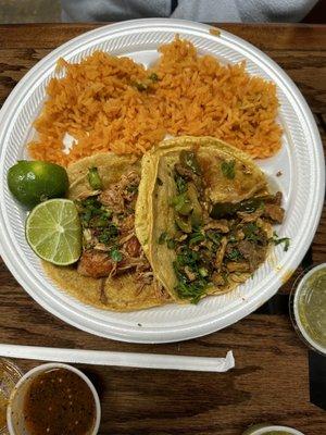 Chicken taco and carnitas taco