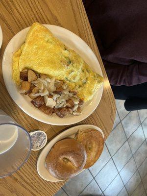 Vegetable Omelette with a Grilled Bagel