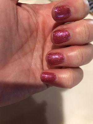 Love the fast and pretty gel nails from Hanh