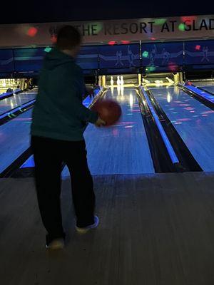 Bowling ally