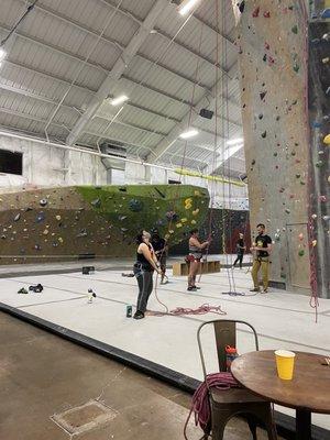 Women's night and a slack line