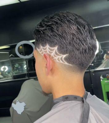 Mid drop fade with design