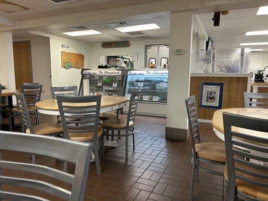 Dining area - seafood counter