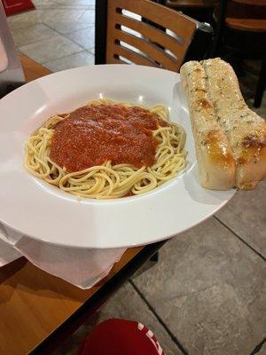 Spaghetti with Marinara sauce and Breadsticks.