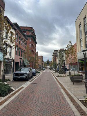 Downtown Cumberland mall