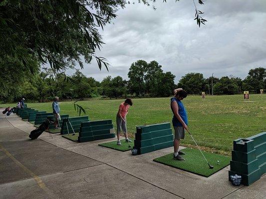 Driving Range. 20 Mats & 15 grass areas