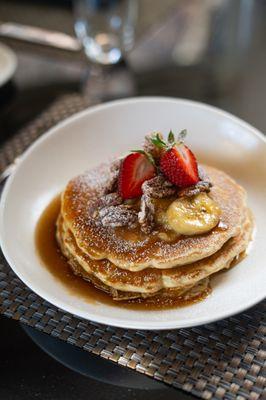 Who doesn't love pancakes!  Perfect start to your weekend morning.