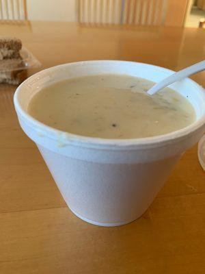 12 oz corn and crab bisque