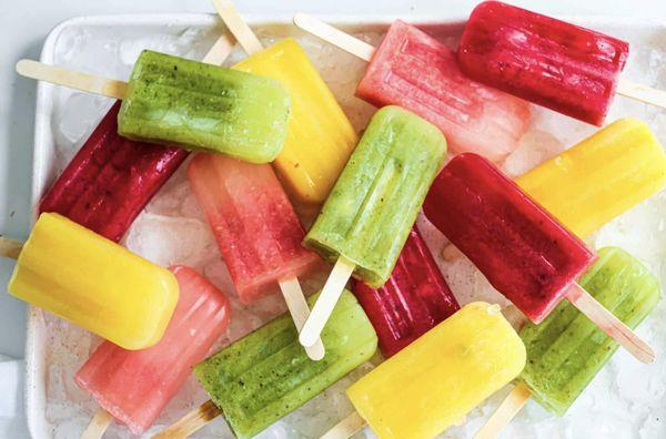 Mexican popsicles all natural called Pettas