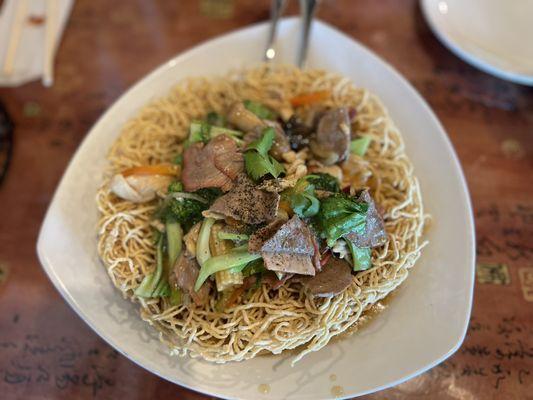 MX2 Mì Xào Dòn hoặc Xào Mềm Thập Cẩm - Crispy Noodles Meat Combination (beef, pork, chicken, mixed veggies), $14.95 (3.13.22)