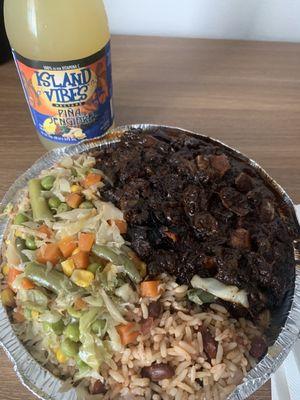 Large Oxtail with rice and beans and Stewed veggie.