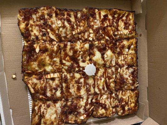 Large BBQ Chicken Pizza