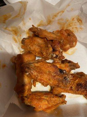 Hot garlic wings