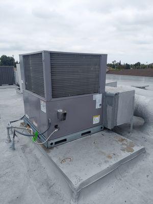 New air conditioning installation. Call Today for your free estimate!